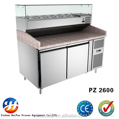 Single-temperature European style refrigerated counter pizza prep table